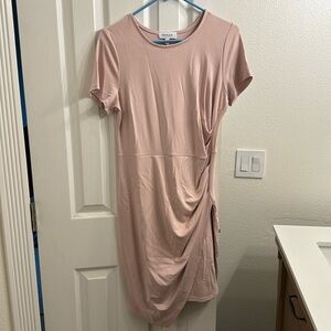 Gilli pink mid length dress size medium